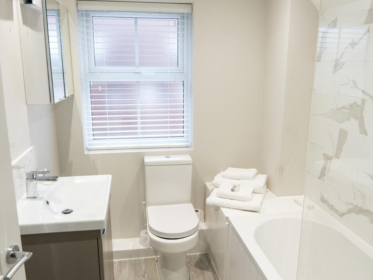 Townhouse In The Heart Of Poole With Beach Hut Exterior foto